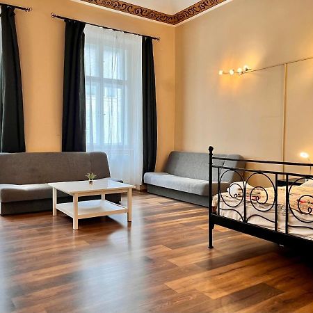 Casa Italia Apart otel Prag Dış mekan fotoğraf