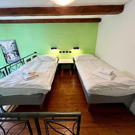 Casa Italia Apart otel Prag Dış mekan fotoğraf