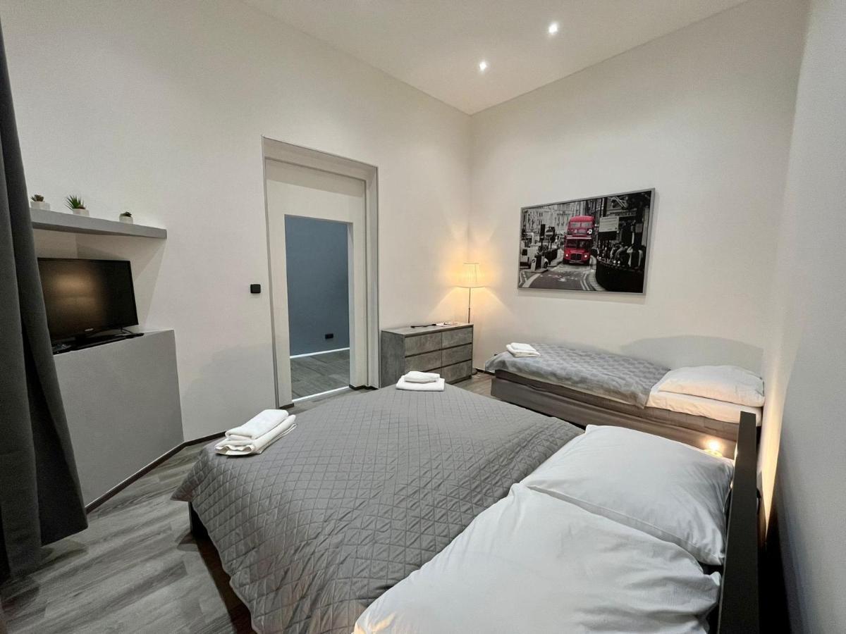 Casa Italia Apart otel Prag Dış mekan fotoğraf